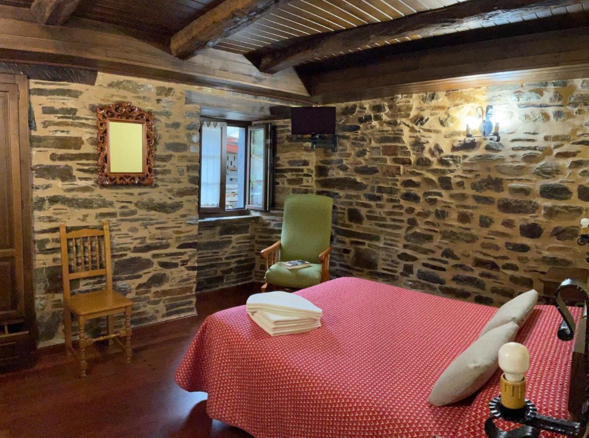 Casa Freixe Apartamentos Rurales Santa Eulalia de Oscos Eksteriør billede